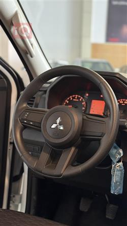 میتسوبیشی L200
